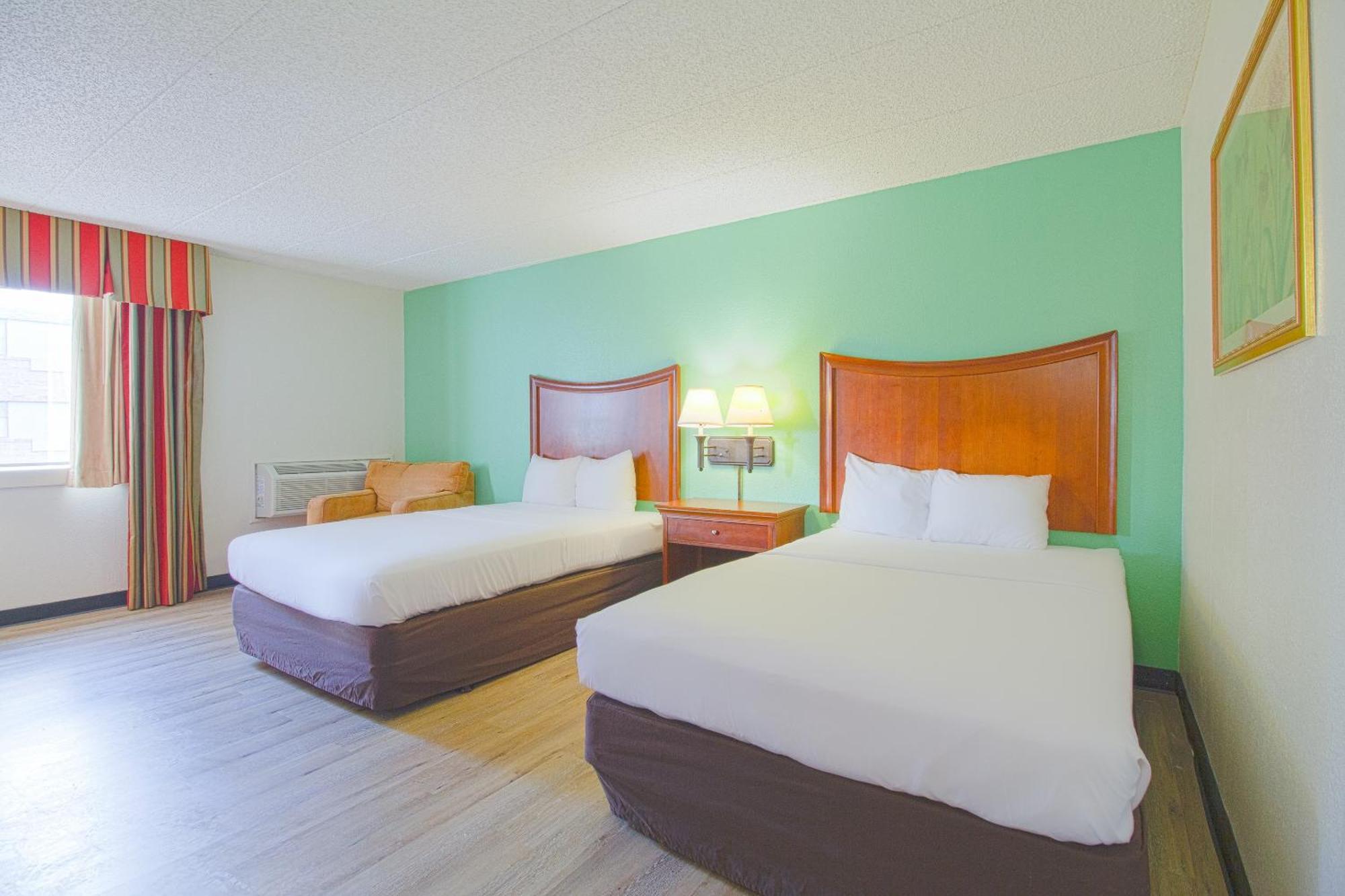 Tulsa Square Hotel Central, I-44 By Oyo Exterior foto